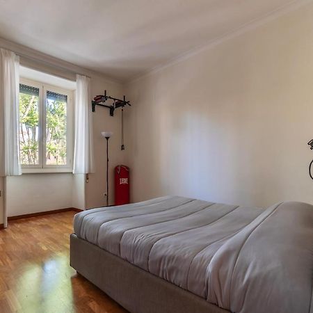 Rione Prati Comfy Apartment Рим Екстер'єр фото
