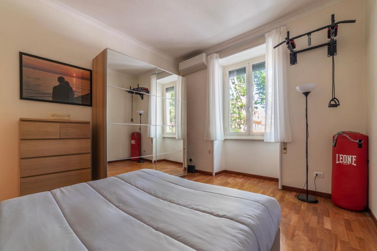 Rione Prati Comfy Apartment Рим Екстер'єр фото